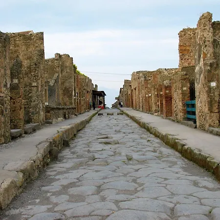 Il Cammeo 2 Guest House, Near Pompeii And Vesuvius トッレ・デル・グレコ