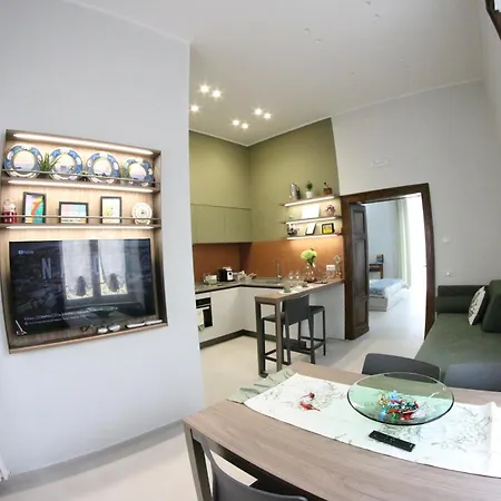 アパート Il Cammeo 2 Guest House, Near Pompeii And Vesuvius トッレ・デル・グレコ