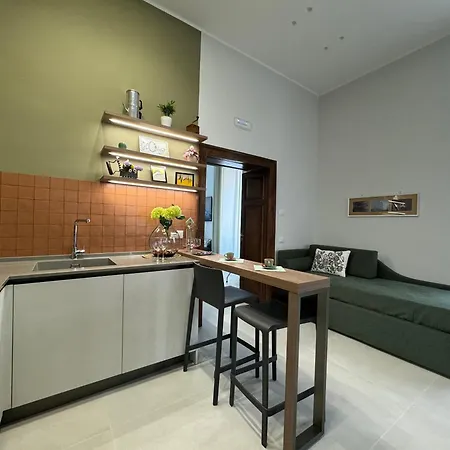 アパート Il Cammeo 2 Guest House, Near Pompeii And Vesuvius トッレ・デル・グレコ