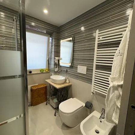 Il Cammeo 2 Guest House, Near Pompeii And Vesuvius アパート トッレ・デル・グレコ
