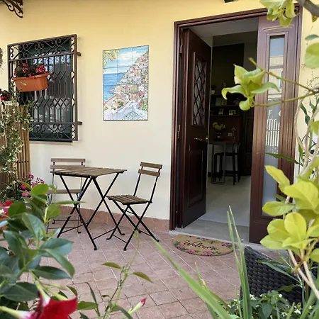 Il Cammeo 2 Guest House, Near Pompeii And Vesuvius