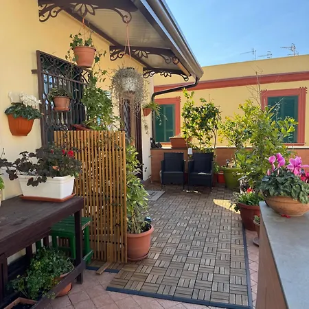 Il Cammeo 2 Guest House, Near Pompeii And Vesuvius * トッレ・デル・グレコ